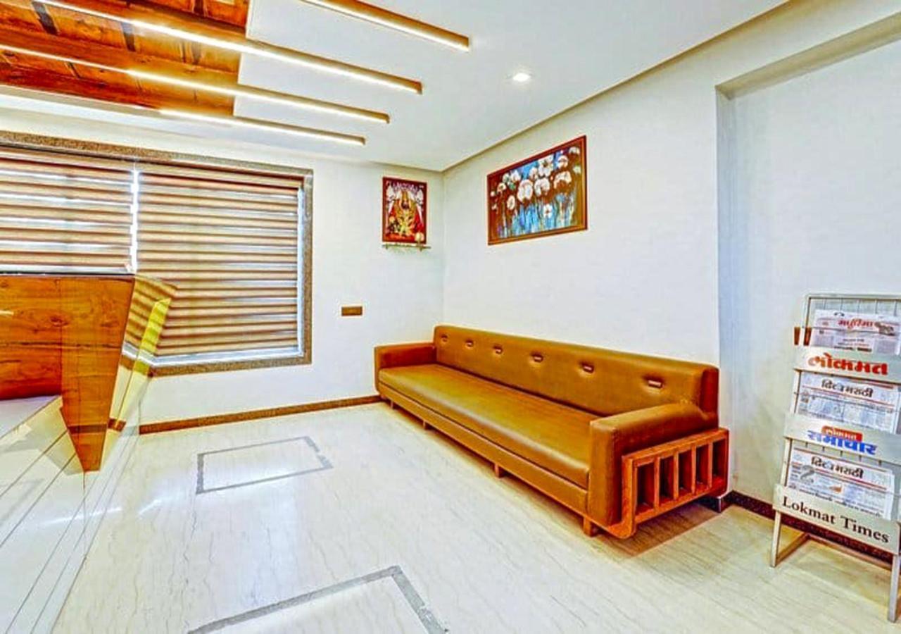 Hotel Deepali Executive 아우랑가바드 외부 사진